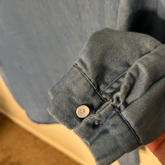 Fuinloth size L blue button down shirt. EUC. - Picture 8 of 10